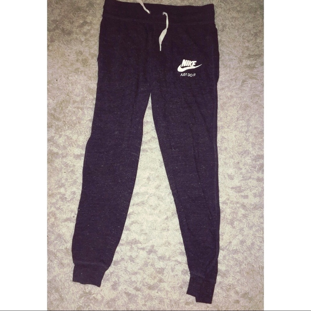 Nike crop joggers